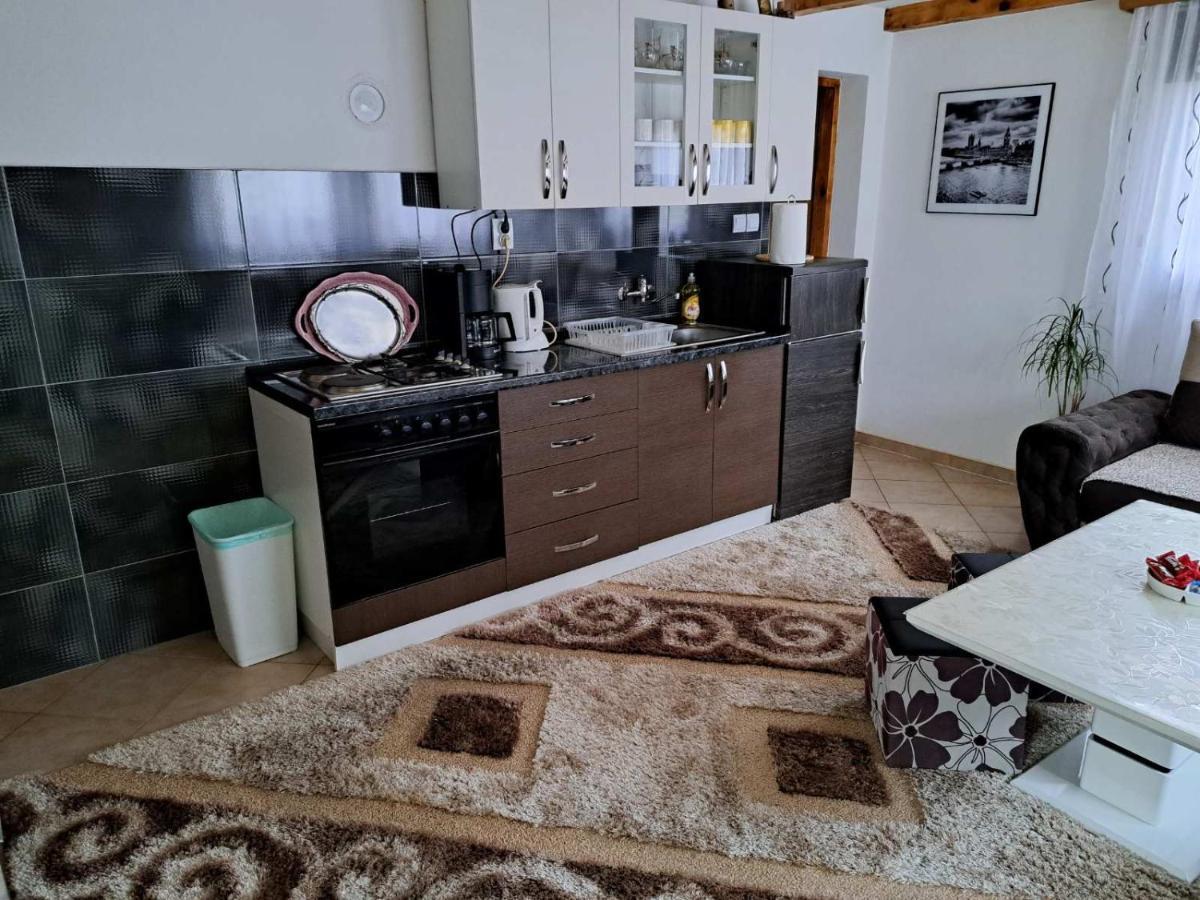 Kuca Za Odmor Susnjar Βίλα Ripac Εξωτερικό φωτογραφία