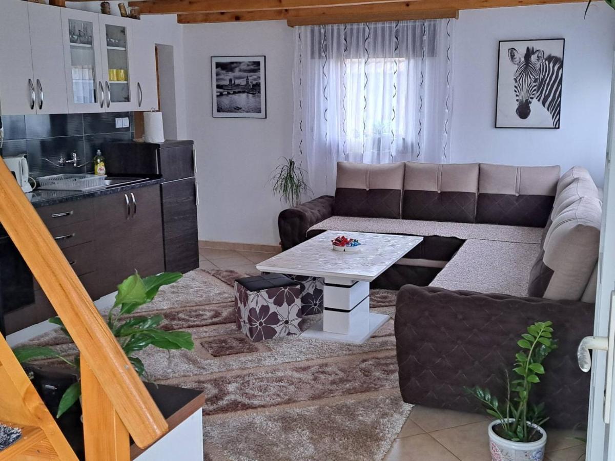 Kuca Za Odmor Susnjar Βίλα Ripac Εξωτερικό φωτογραφία