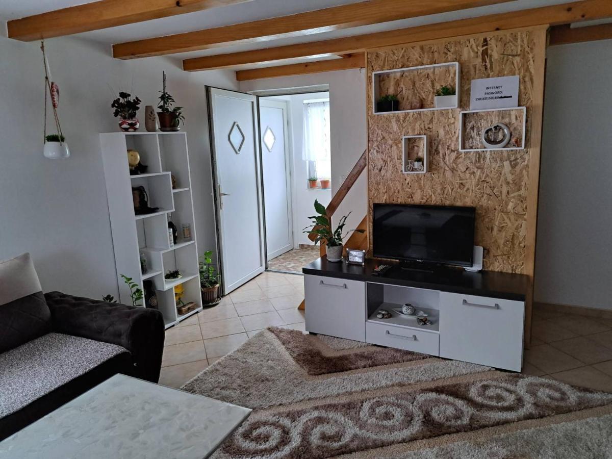 Kuca Za Odmor Susnjar Βίλα Ripac Εξωτερικό φωτογραφία